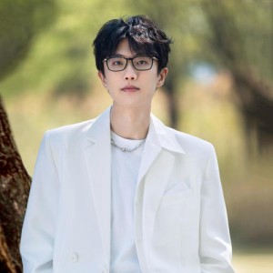 许嵩资料,许嵩最新歌曲,许嵩MV视频,许嵩音乐专辑,许嵩好听的歌