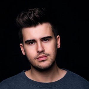 Robert Falcon资料,Robert Falcon最新歌曲,Robert FalconMV视频,Robert Falcon音乐专辑,Robert Falcon好听的歌