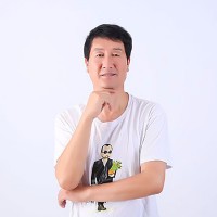 王建华