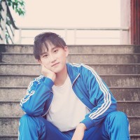 吴奇