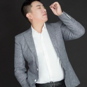易晓飞资料,易晓飞最新歌曲,易晓飞MV视频,易晓飞音乐专辑,易晓飞好听的歌