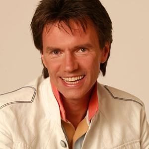 Kurt Elsasser资料,Kurt Elsasser最新歌曲,Kurt ElsasserMV视频,Kurt Elsasser音乐专辑,Kurt Elsasser好听的歌