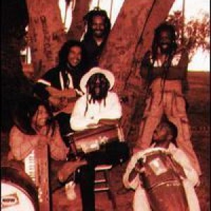 Ras Michael资料,Ras Michael最新歌曲,Ras MichaelMV视频,Ras Michael音乐专辑,Ras Michael好听的歌