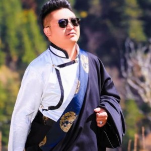 其美容中资料,其美容中最新歌曲,其美容中MV视频,其美容中音乐专辑,其美容中好听的歌