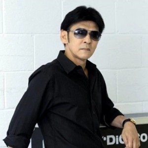 Jamal Abdillah资料,Jamal Abdillah最新歌曲,Jamal AbdillahMV视频,Jamal Abdillah音乐专辑,Jamal Abdillah好听的歌