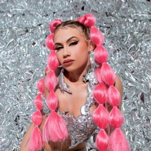 Mc Erikah资料,Mc Erikah最新歌曲,Mc ErikahMV视频,Mc Erikah音乐专辑,Mc Erikah好听的歌