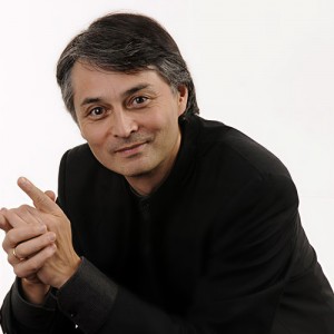 Jun Märkl资料,Jun Märkl最新歌曲,Jun MärklMV视频,Jun Märkl音乐专辑,Jun Märkl好听的歌