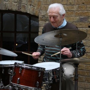 Tony Kinsey资料,Tony Kinsey最新歌曲,Tony KinseyMV视频,Tony Kinsey音乐专辑,Tony Kinsey好听的歌