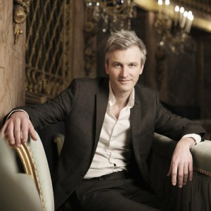 Vincent Dumestre资料,Vincent Dumestre最新歌曲,Vincent DumestreMV视频,Vincent Dumestre音乐专辑,Vincent Dumestre好听的歌